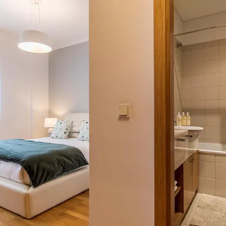 River View By Heart Daire